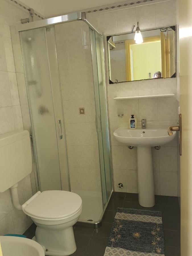 Ferienwohnung Lipari Centro Storico Flat 7 Min From Port Exterior foto